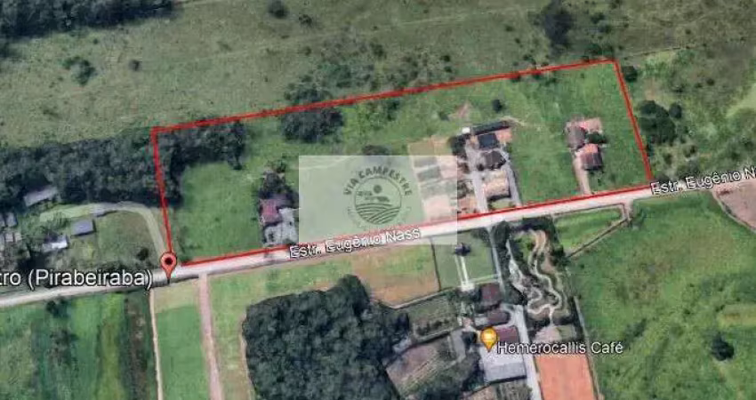 Terreno urbano único na região, com 30.000 m², plano e limpo, excelente para construtoras e incorporadoras