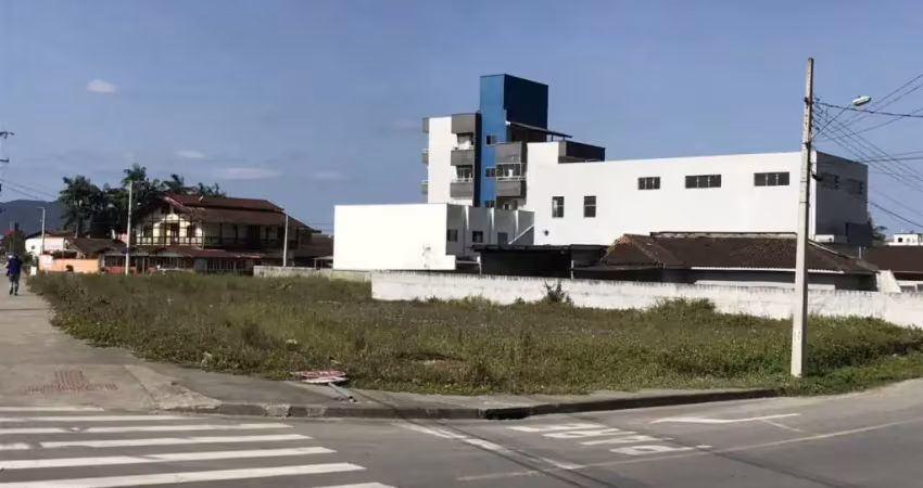 Amplo terreno com 1.531 m² de esquina na av. santos dumont, comercial