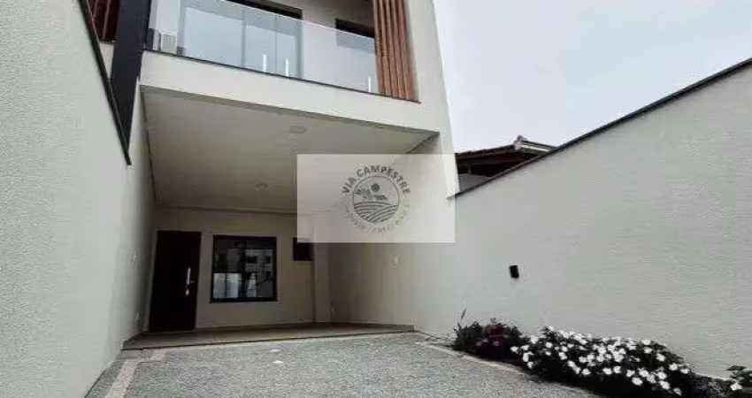 Sobrado Alto Padrão no Saguaçu
