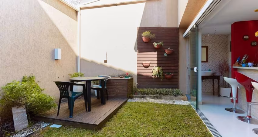Sobrado com 4 dormitórios à venda, 180 m  por R  978.000,00 - Portão - Curitiba PR
