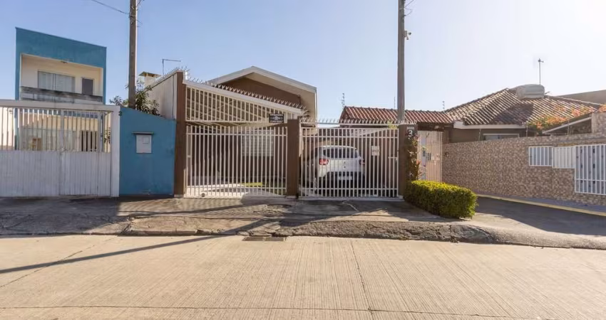 Casa com 3 dormitórios à venda, 52 m  por R  360.000,00 - Uberaba - Curitiba PR