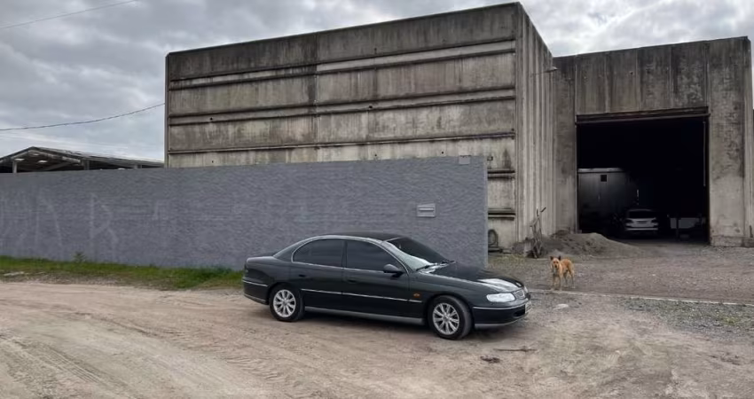 Barracão à venda, 2400 m  por R  6.000.000,00 - Ipê - São José dos Pinhais PR