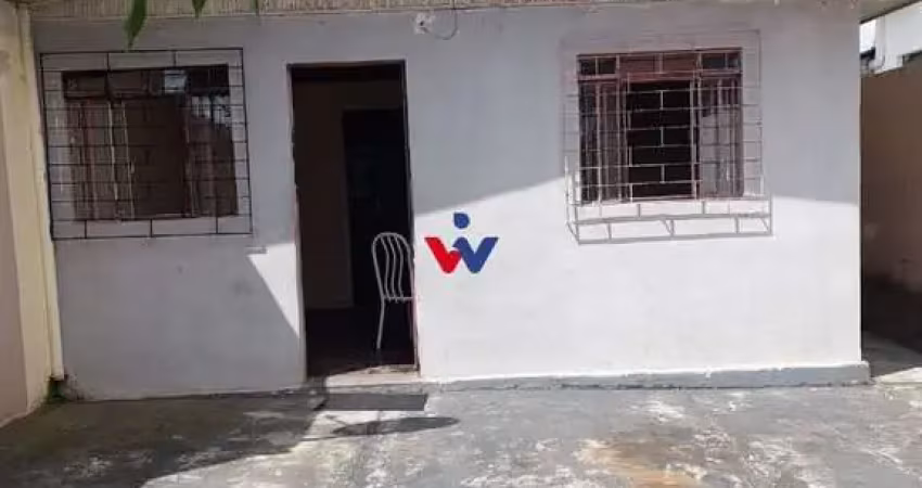 Confira essa oportunidade  casa com terreno plano no pinheirinho.