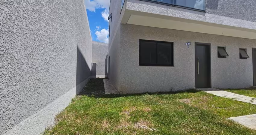 Sobrado com 3 dormitórios , sendo 01 suíte, 126 m  por R  790.000,00 - Boqueirão - Curitiba PR