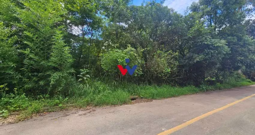 Imóvel urbano de 11.000 m  com natureza exuberante a 11 km de curitiba