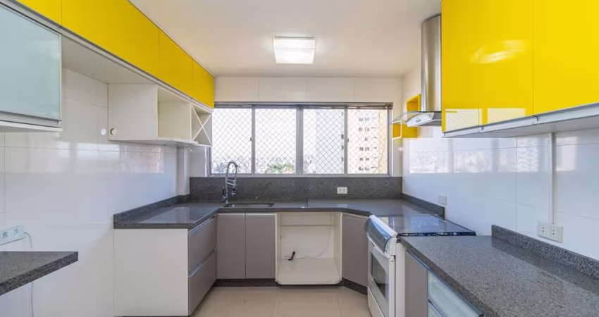 Apartamento com 3 dormitórios à venda,134.00 m , por R  650.000,00 a 400 metros do Jardim Botânico.