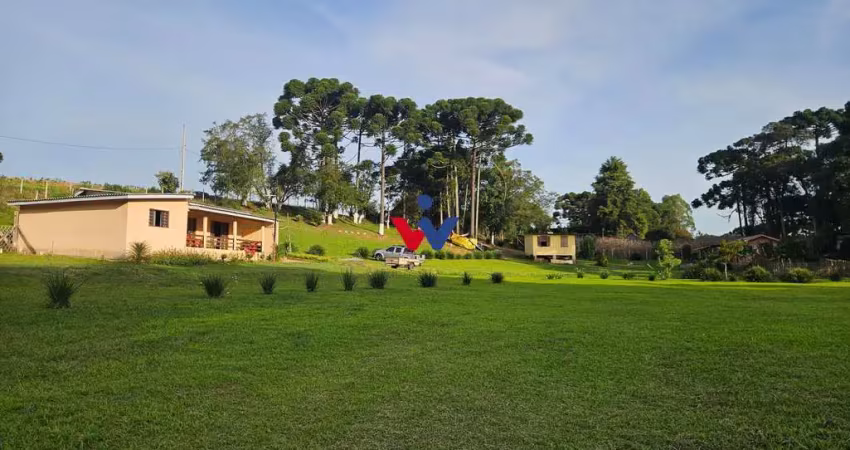 Chácara com 20000m , com córrego e nascente, a 1000m do asfalto, em araucária