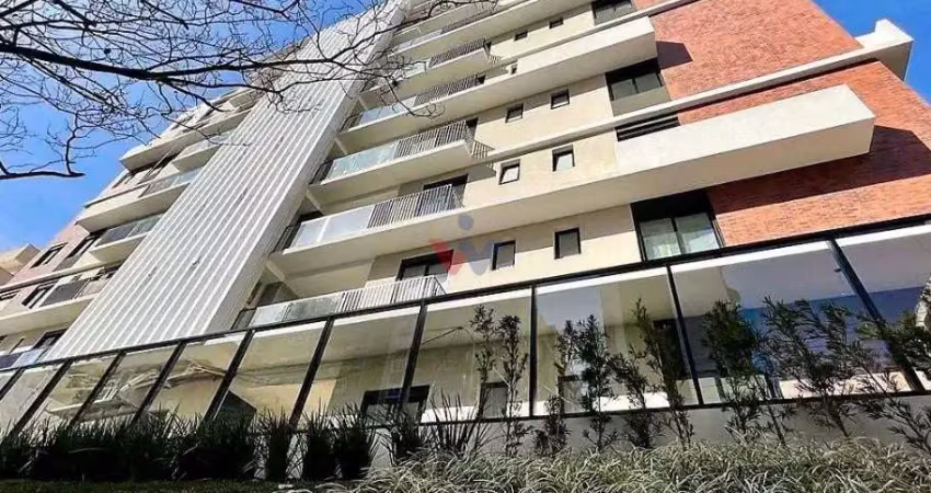 Garden de alto padrão com 3 quartos e 2 vagas em bairro nobre de curitiba