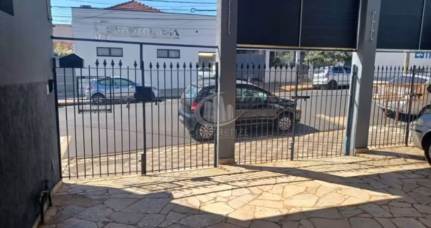 Casa com 3 quartos para alugar no Centro, Bauru 