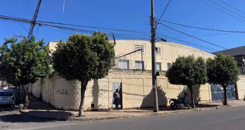 Barracão / Galpão / Depósito para alugar no Parque Júlio Nóbrega, Bauru 