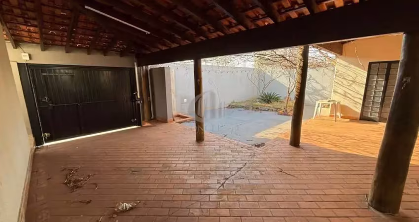 Casa com 3 quartos para alugar no Jardim Auri Verde, Bauru 