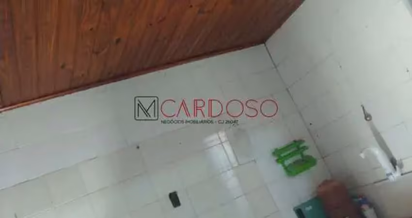 Casa com 2 moradias no lote, 3 e 1 quarto - ceilandia sul d53