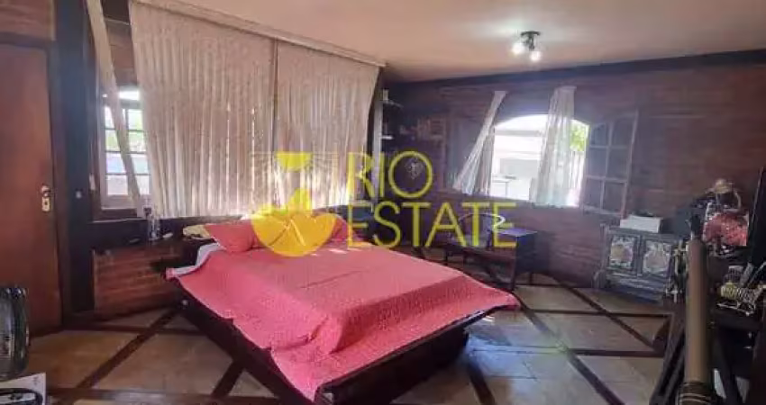 Casa com 3 quartos à venda na Avenida Antônio Marins, Mirante das Agulhas, Resende
