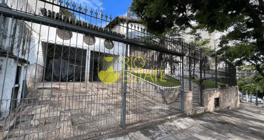 Casa com ótima localização, espaçosa, 5 quartos, 500m2, à venda, laranjal, volta redonda, rj