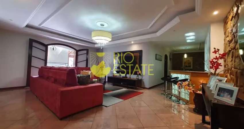 Casa 3 quartos, 654m2, parque independência -- barra mansa/rj