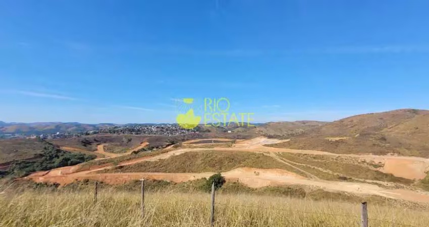 Terreno à venda, 1033m2, vale dos pinheiros - pinheiral/rj