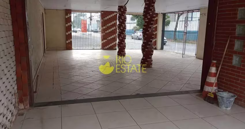 Barracão / Galpão / Depósito à venda na Avenida Presidente Kennedy, Ano Bom, Barra Mansa