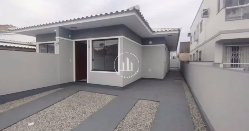 Casa 2 dormitórios com uma 1 suíte - barra do aririú - plc