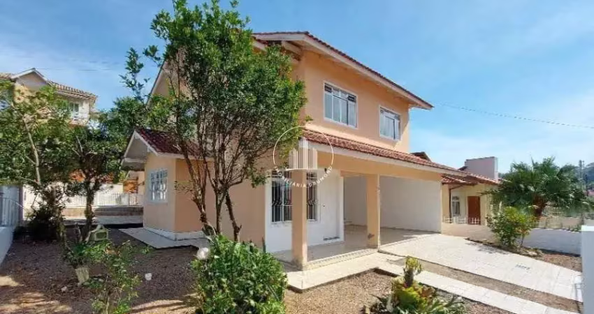 Casa com 3 quartos à venda na Rua Joci José Martins, 84, Pagani, Palhoça