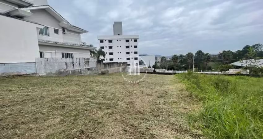 Terreno à venda na Rua dos Inambus, sn, Pedra Branca, Palhoça