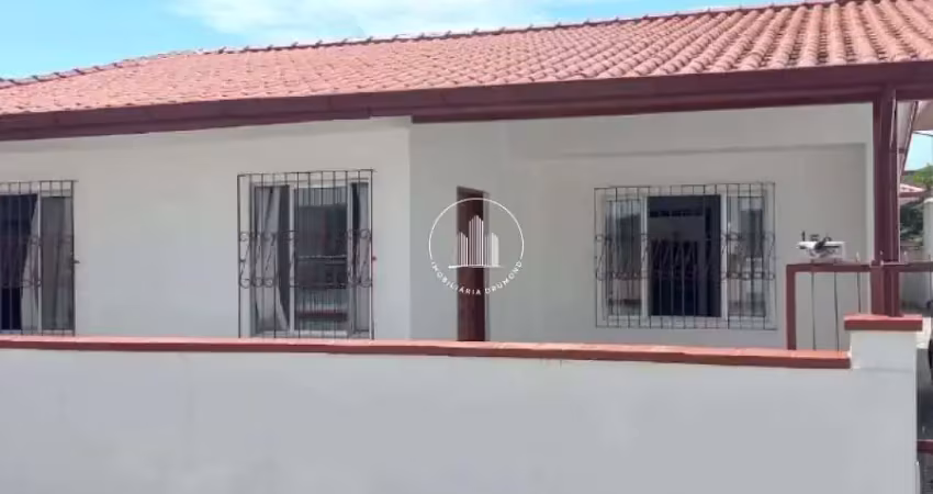 Casa 2 quartos com 1 suíte e 102m² - barra do aririú - plc