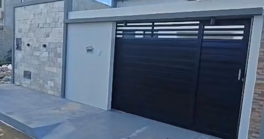 Vende-se casa no luar da barra – conforto e excelente localização!