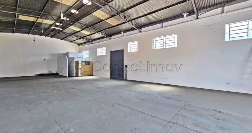Galpão comercial de 220m² com 03 banheiros disponível para locação - parque são sebastião