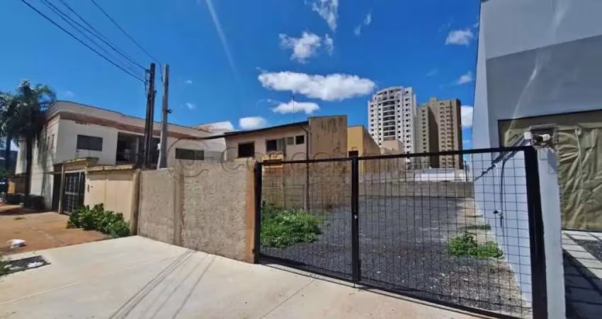 Terreno de 300m² disponível para locação - condomínio itamaraty