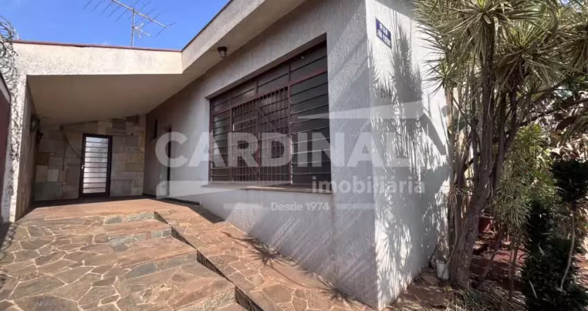 Casa padrão de 250m² com 03 quartos sendo 01 suíte disponível para locação - jardim américa