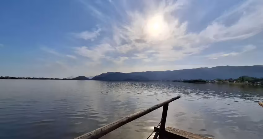 Casa com vista privilegiada para a lagoa de piratininga – pagamento somente à vista