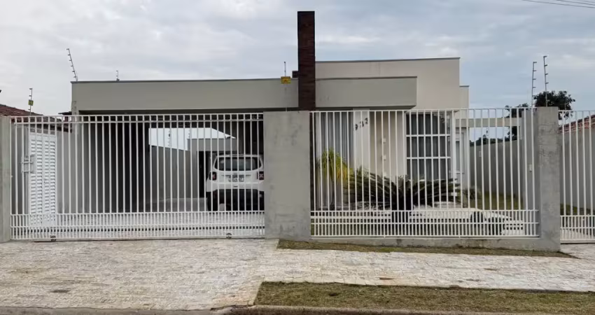 Casa impecável à venda – região do chapada -  3 dormitórios (1 suíte master com closet + 2 demi-suítes)
