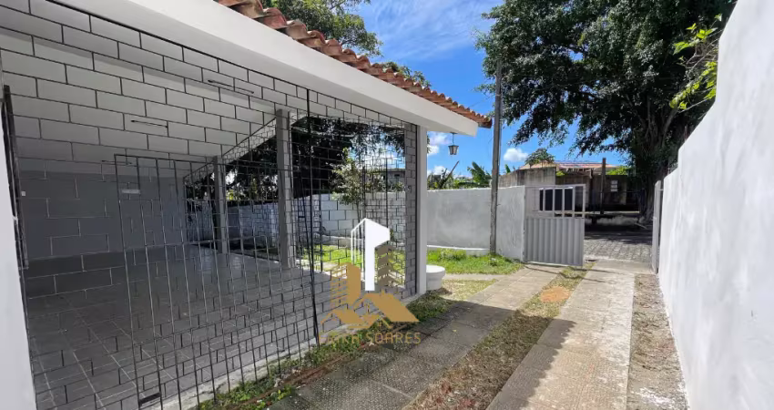 Imagine acordar com o canto dos pássaros, preparar um café fresquinho na varanda e sentir a brisa leve que atravessa o quintal.