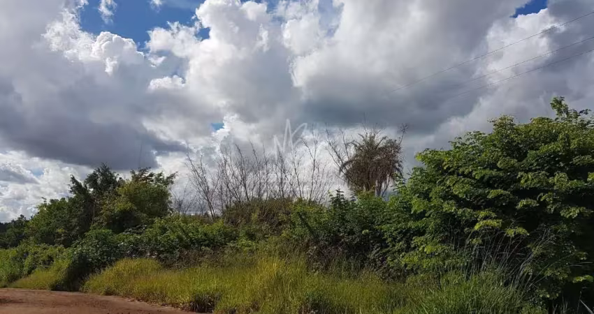 Terreno à venda na Rua José Antônio Oliveira, Centro, Itaúna