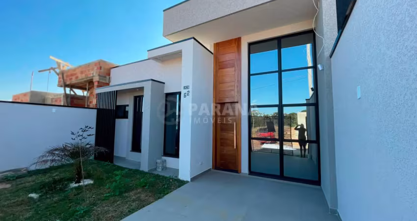 Casa moderna com frente diferenciada, área gourmet e excelente distribuição!
