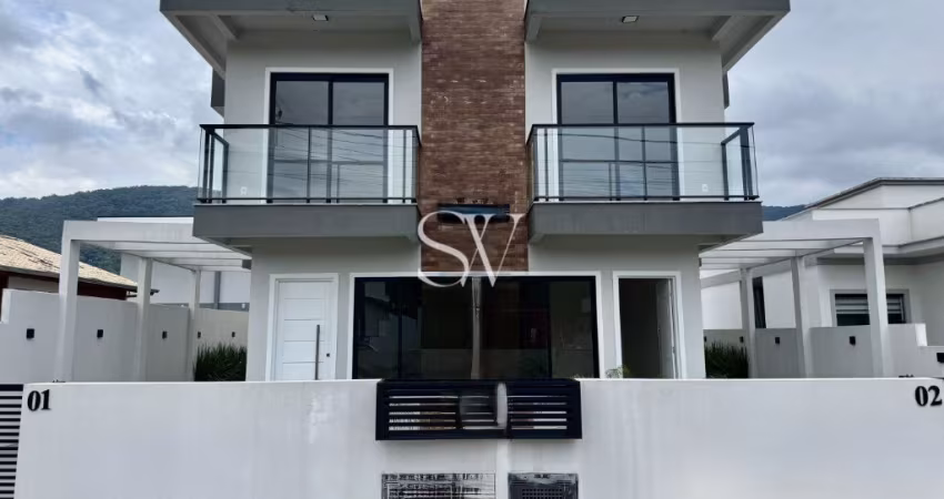 Casa Sobrado a venda com 02 Dormitórios sendo 02 Suítes em Forquilhas/ São José, SC