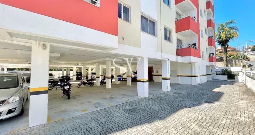 Apartamento a venda de 02 Dormitórios com cozinha planejada na bairro Real Parque em São José-SC