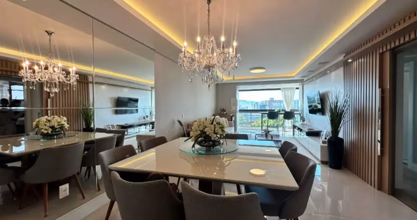 Apartamento a venda com 03 dormitórios sendo 01 suíte em balneário/ florianópolis, sc