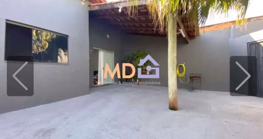 Casa com 3 quartos à venda no Jardim Europa, Uberlândia 