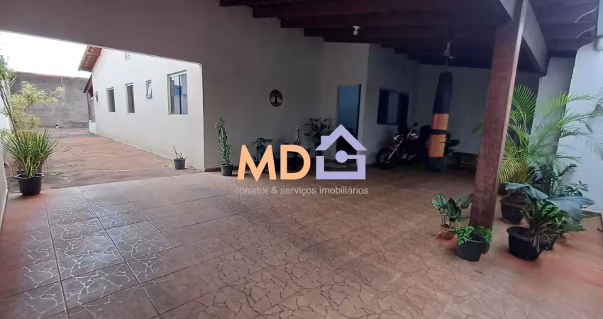 Casa com 3 quartos à venda no Luizote de Freitas, Uberlândia 