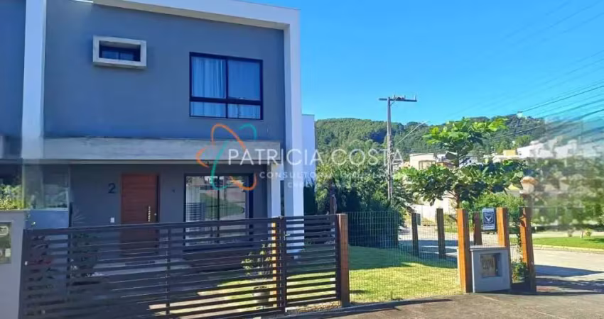Bela casa á venda no bairro panorâmico- garopaba/sc