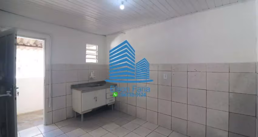 Casa p/locação 2 cômodos são remo ao lado da usp av. corifeu de azevedo marques