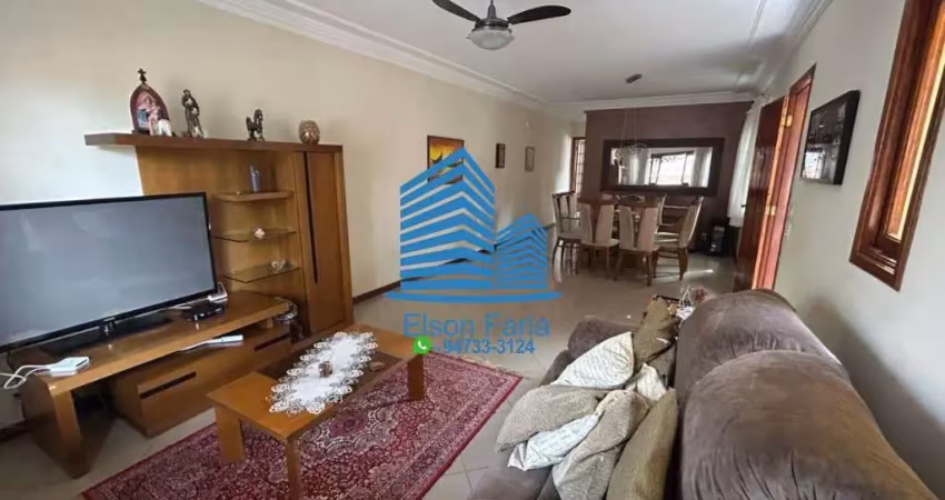 Casa sobrado 4 dorm para venda repleto de armários com churrasqueira jaguaré próx parque continental