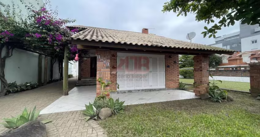 Casa com 2 quartos à venda no Centro, Tramandaí 