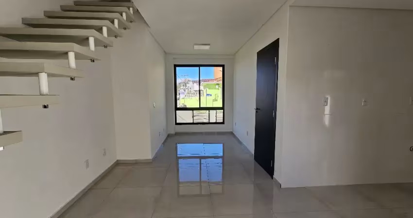 Sobrado à venda com 2 suítes no bairro bela vista em palhoça/sc