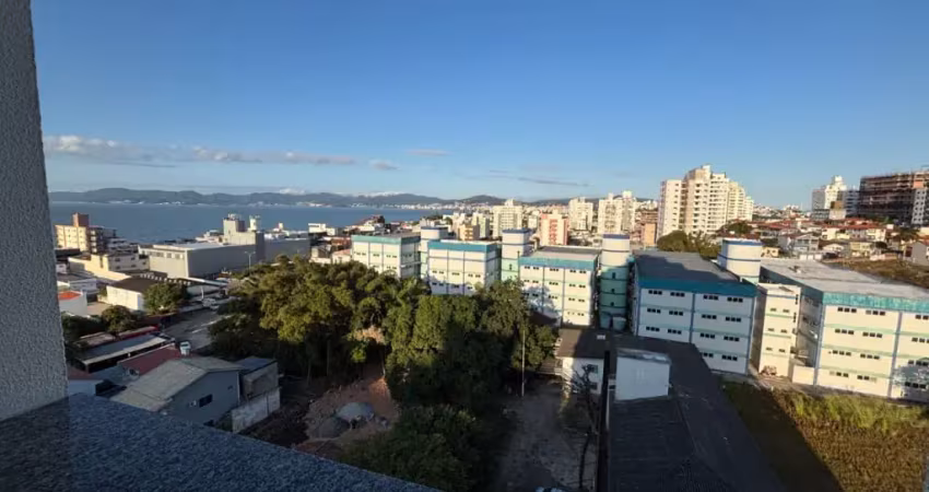 Residencial la felicittá, 2 dormitórios sendo 1 suíte, andar alto.