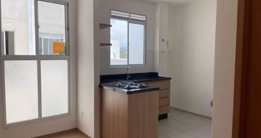 Apartamento no condomínio parque flores da costa 2 dormitórios