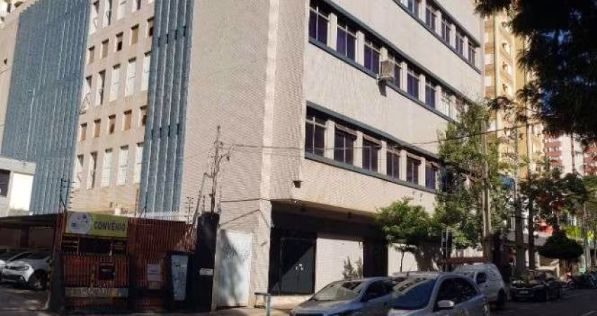 Dois andares inteiros no centro de maringá!