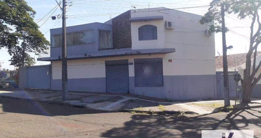 Salao comercial/apto/Casa com 4 dorm. à venda, 280 mts de const. e 308 mt terreno  R$ 600.000 - Conjunto Habitacional João de Barro Thaís - Maringá/PR