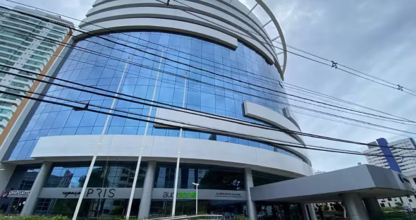 Alugo belíssima sala comercial com 34m² no bairro do tirol - natal - rn.
