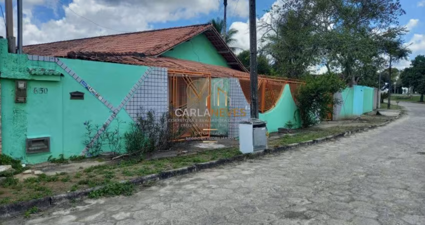 VENDA - Casa 3 dormit. e 1kitnet - Área 787.37m²